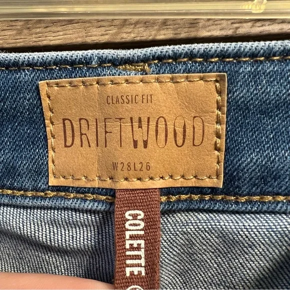 Driftwood Colette Floral Embroidered Jeans Size 28 (28X26) Straight Leg Crop - Picture 5 of 6